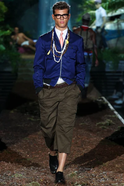 Look 5